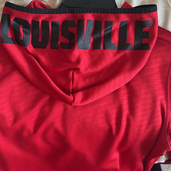 University of Louisville Sweatshirt - Picture 2 of 3